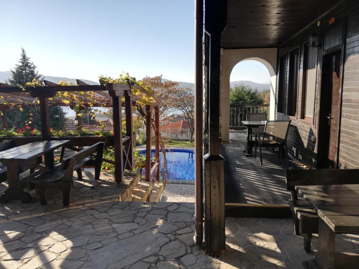 Hotel Trifon Zarezan Family